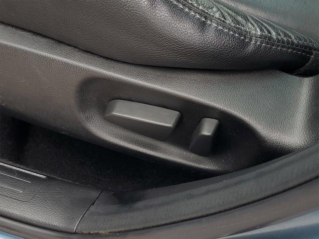 used 2011 Mazda Mazda3 car, priced at $6,350