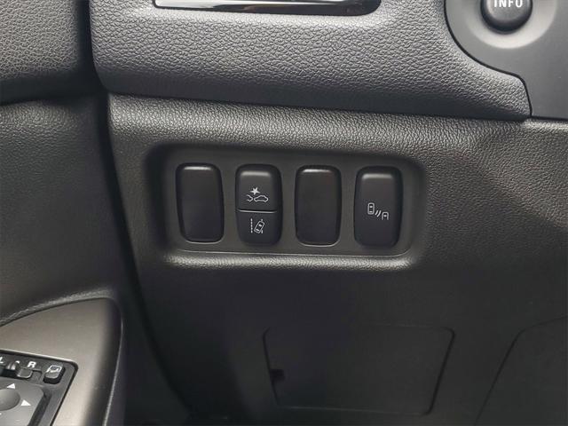 new 2024 Mitsubishi Outlander Sport car, priced at $30,285
