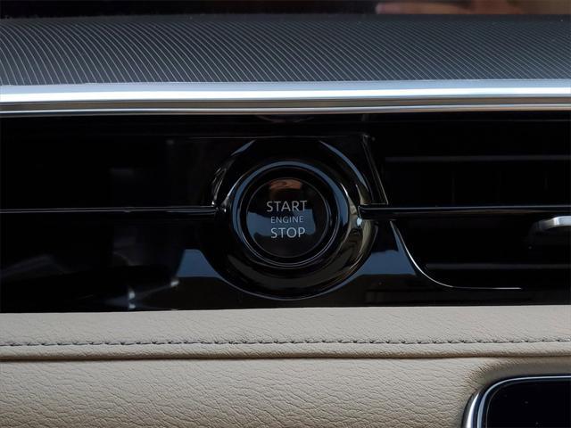 new 2025 INFINITI QX80 car, priced at $80,857