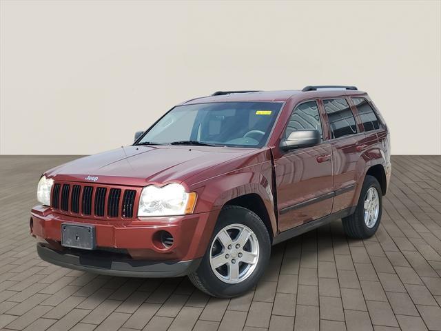 used 2007 Jeep Grand Cherokee car, priced at $2,995