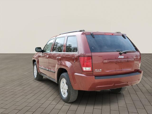 used 2007 Jeep Grand Cherokee car, priced at $2,695