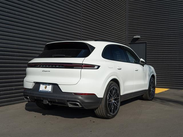 new 2025 Porsche Cayenne car, priced at $101,925