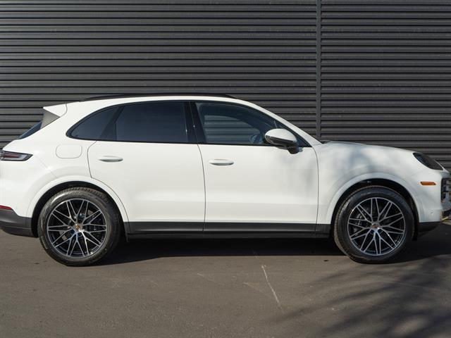 new 2025 Porsche Cayenne car, priced at $101,925