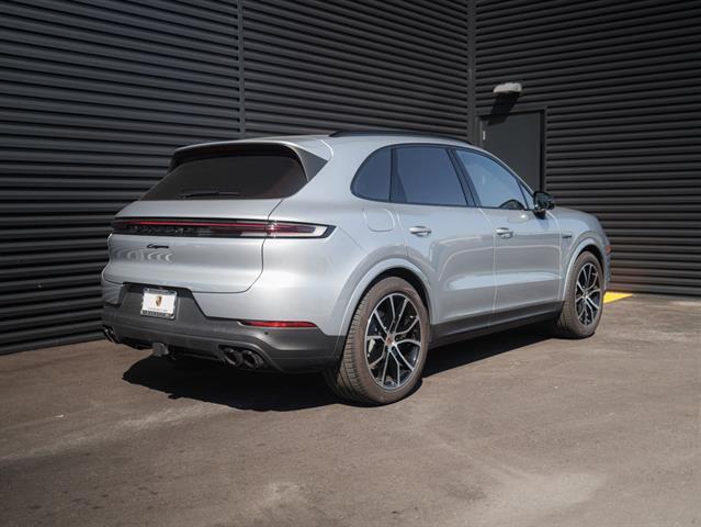 used 2025 Porsche Cayenne E-Hybrid car, priced at $107,498
