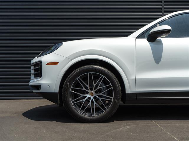 used 2025 Porsche Cayenne car, priced at $92,888