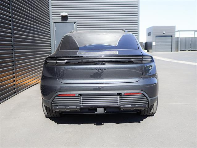 used 2025 Porsche Macan car, priced at $88,888