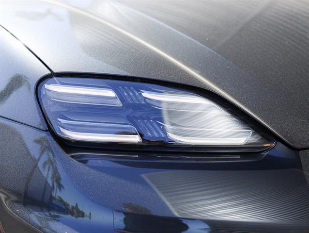 used 2025 Porsche Macan car, priced at $88,888