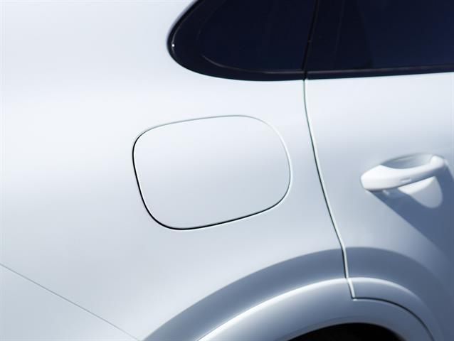 new 2025 Porsche Cayenne car, priced at $195,005