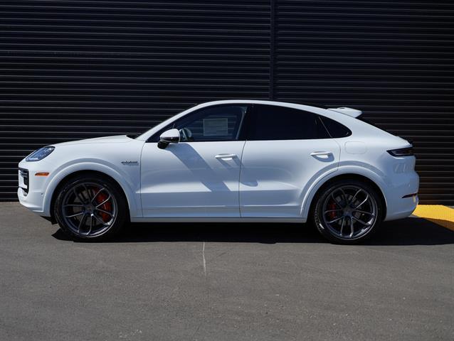 new 2025 Porsche Cayenne car, priced at $195,005