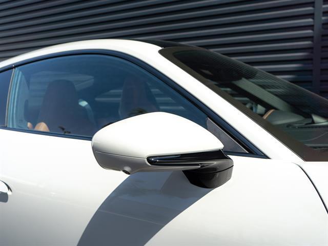 new 2025 Porsche 911 car, priced at $167,095