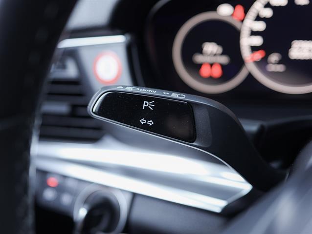 used 2023 Porsche Panamera car, priced at $82,888