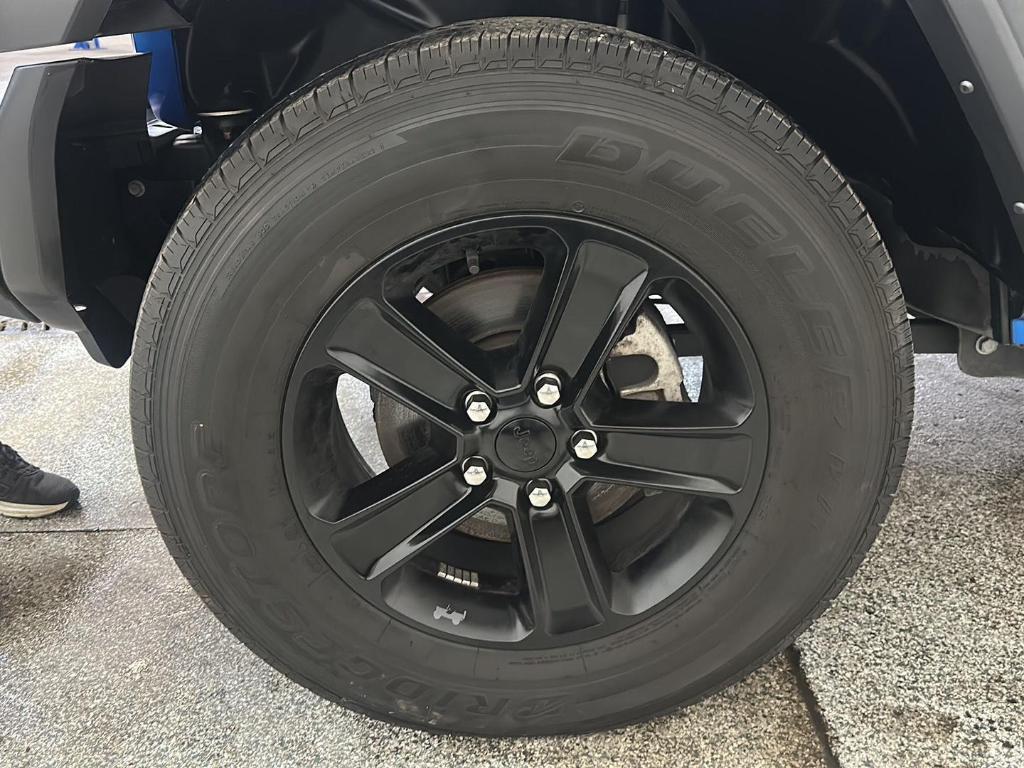 used 2022 Jeep Wrangler Unlimited car, priced at $32,499