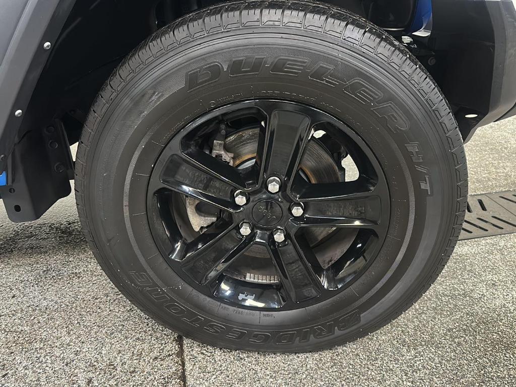 used 2022 Jeep Wrangler Unlimited car, priced at $32,299