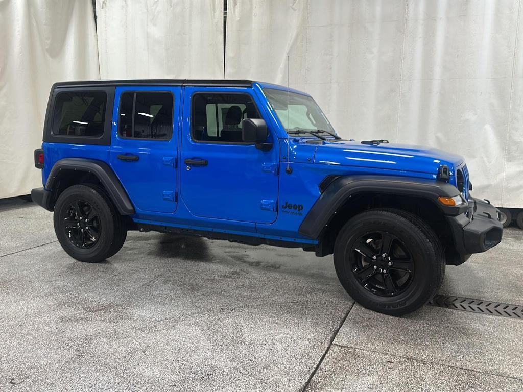 used 2022 Jeep Wrangler Unlimited car, priced at $32,299