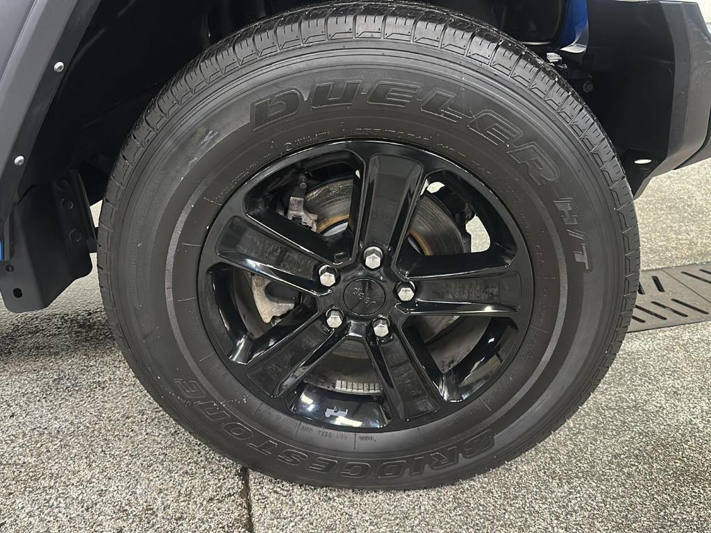 used 2022 Jeep Wrangler Unlimited car, priced at $32,299