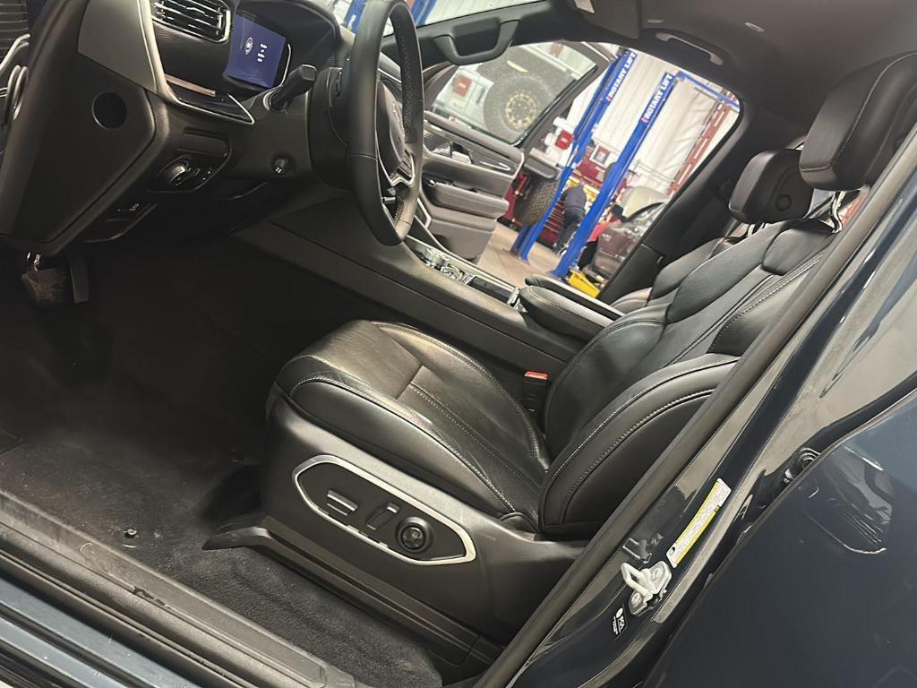 used 2023 Jeep Wagoneer car, priced at $41,499