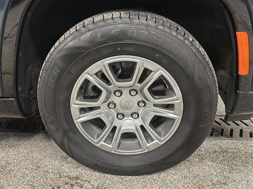 used 2023 Jeep Wagoneer car, priced at $41,499