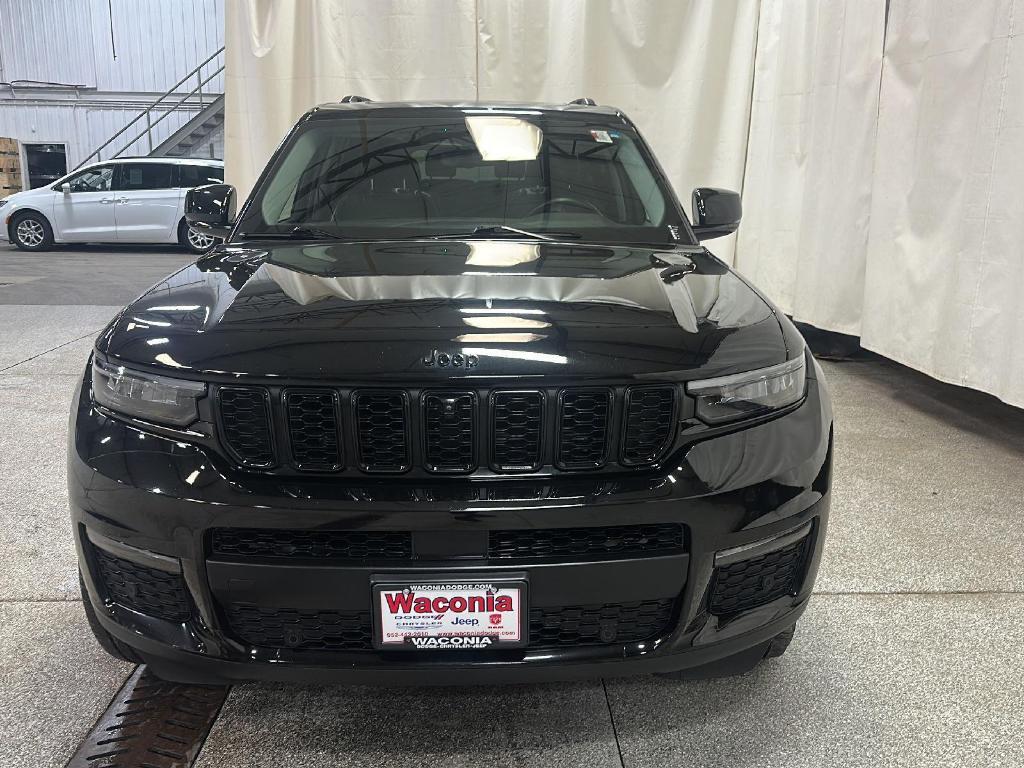used 2022 Jeep Grand Cherokee L car, priced at $32,999