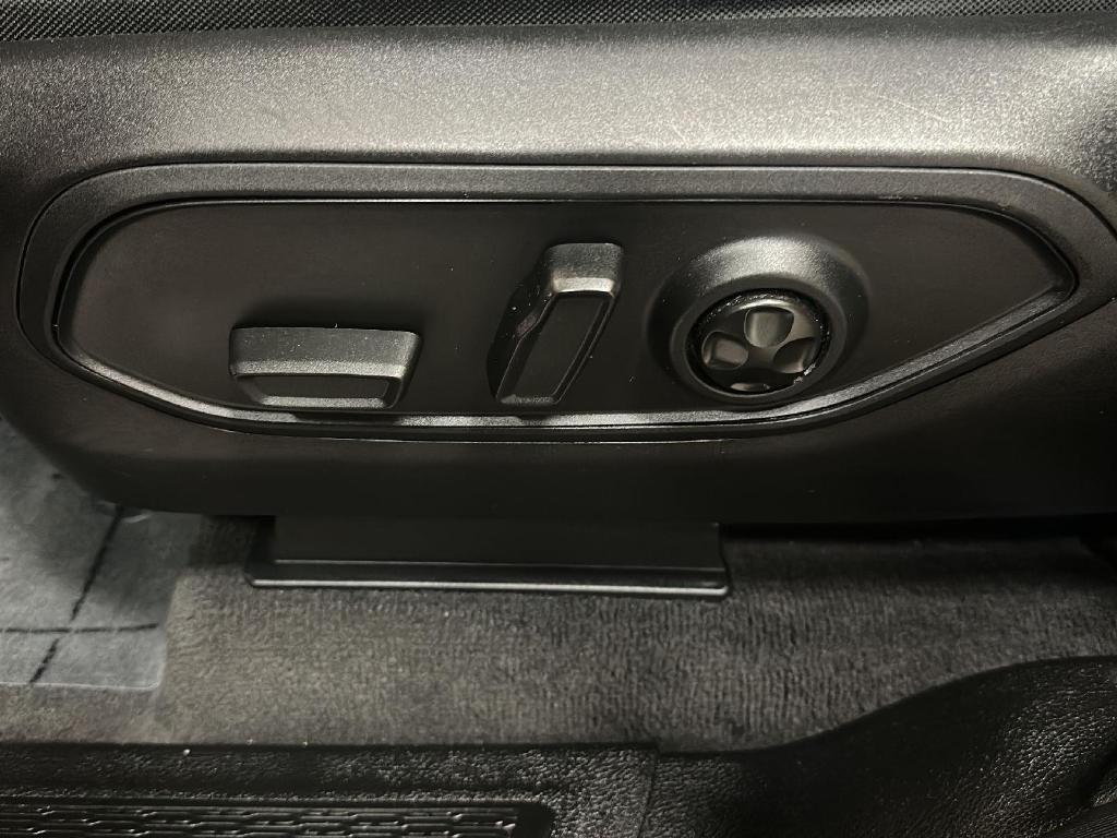 used 2022 Jeep Grand Cherokee L car, priced at $32,999