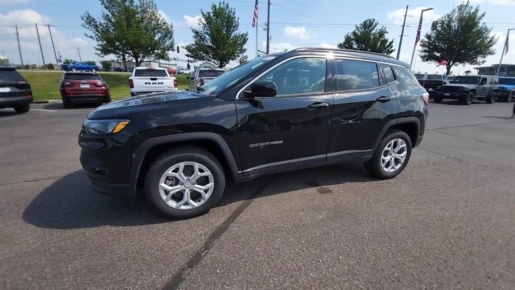 new 2024 Jeep Compass car, priced at $30,888