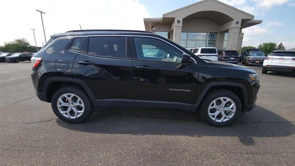 new 2024 Jeep Compass car, priced at $30,888