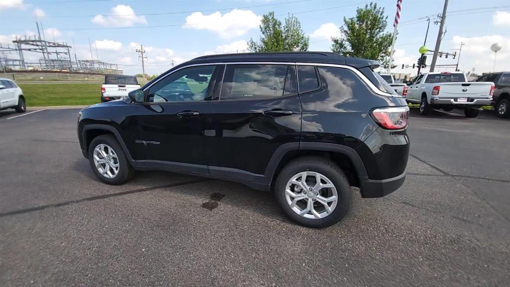 new 2024 Jeep Compass car, priced at $30,888