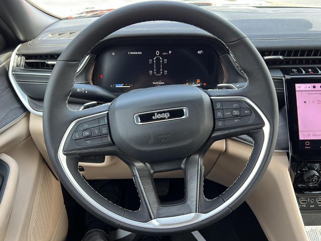 new 2025 Jeep Grand Cherokee L car, priced at $54,498