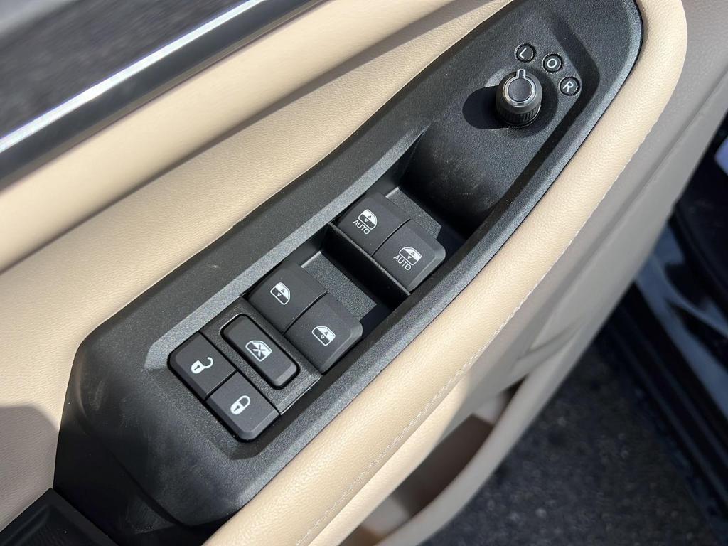 new 2025 Jeep Grand Cherokee L car, priced at $54,498
