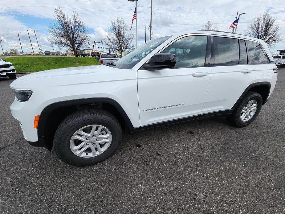 new 2024 Jeep Grand Cherokee car, priced at $38,245