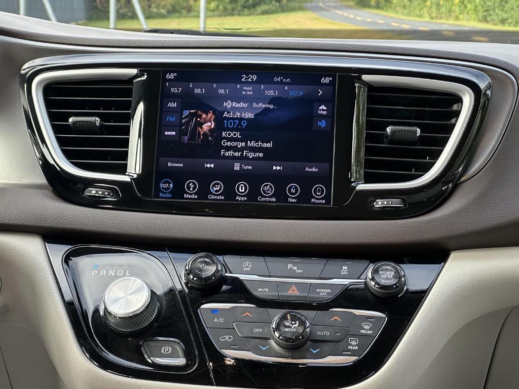 used 2018 Chrysler Pacifica car, priced at $14,988