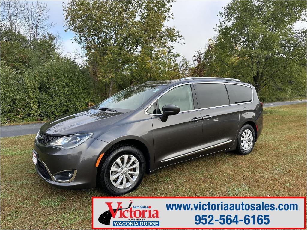 used 2018 Chrysler Pacifica car, priced at $14,988