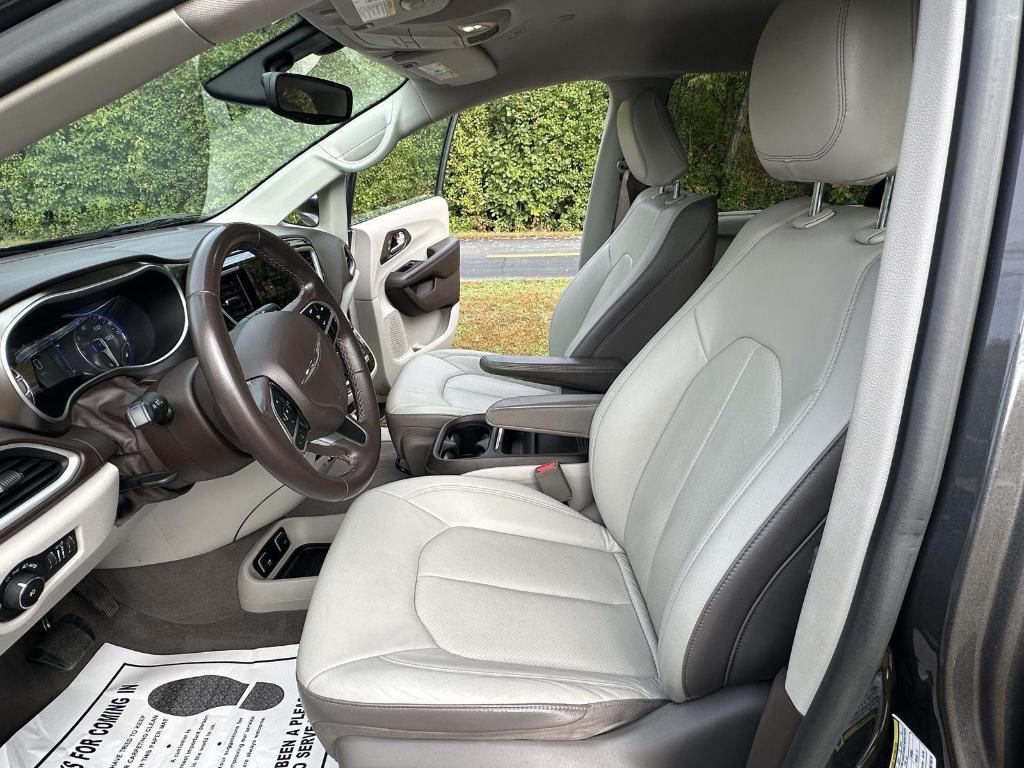 used 2018 Chrysler Pacifica car, priced at $14,988