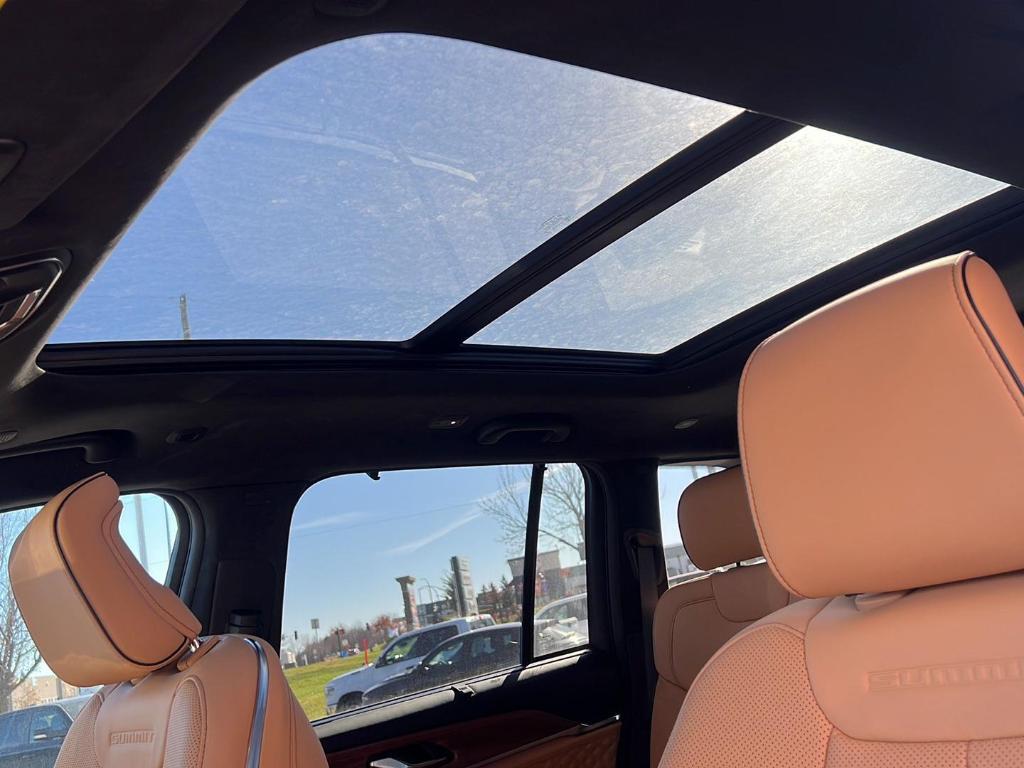 new 2025 Jeep Grand Cherokee car, priced at $66,212