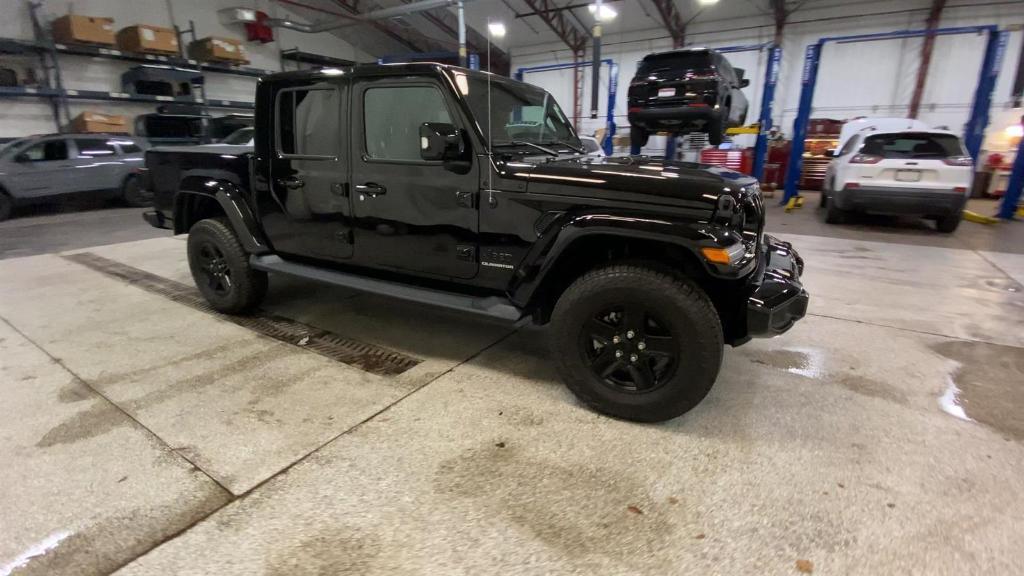 used 2022 Jeep Gladiator car, priced at $38,499