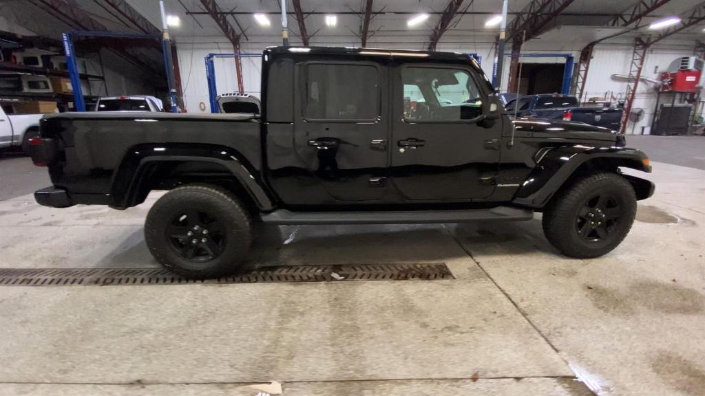 used 2022 Jeep Gladiator car, priced at $38,499