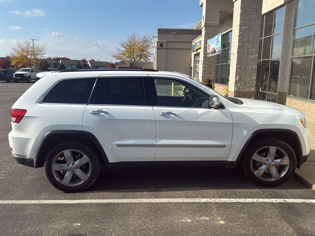 used 2013 Jeep Grand Cherokee car, priced at $8,888