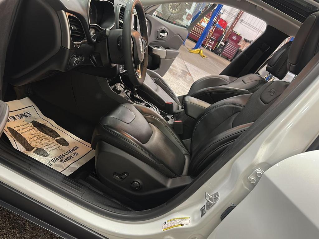 used 2022 Jeep Cherokee car, priced at $26,499