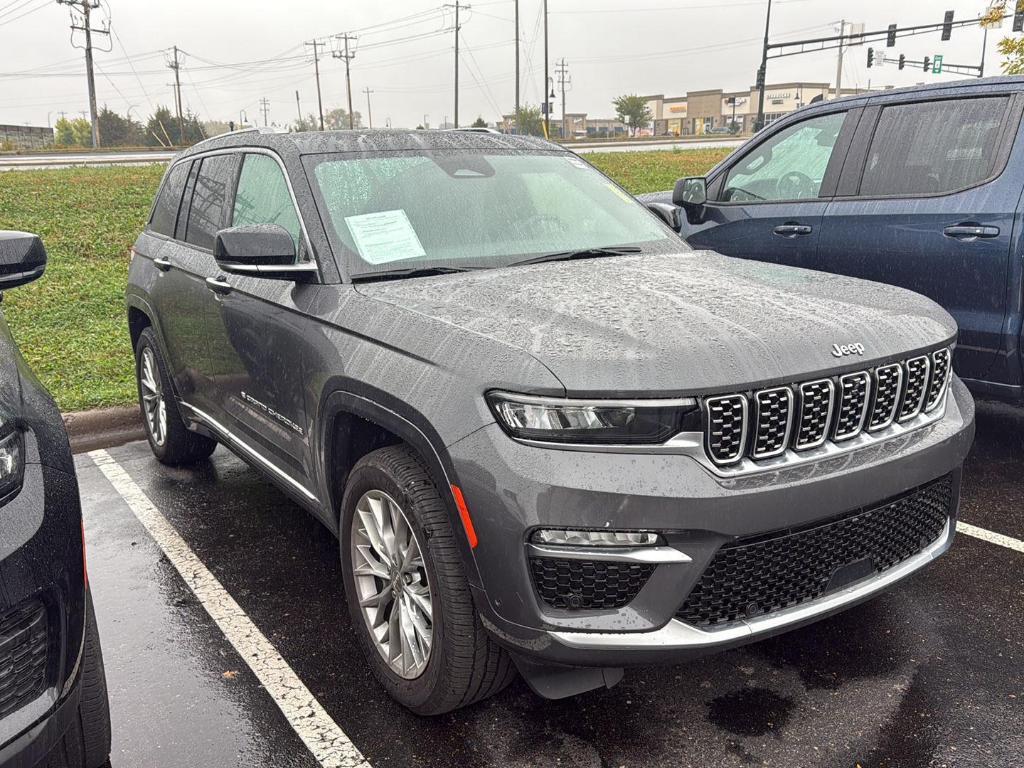 used 2022 Jeep Grand Cherokee car, priced at $40,999