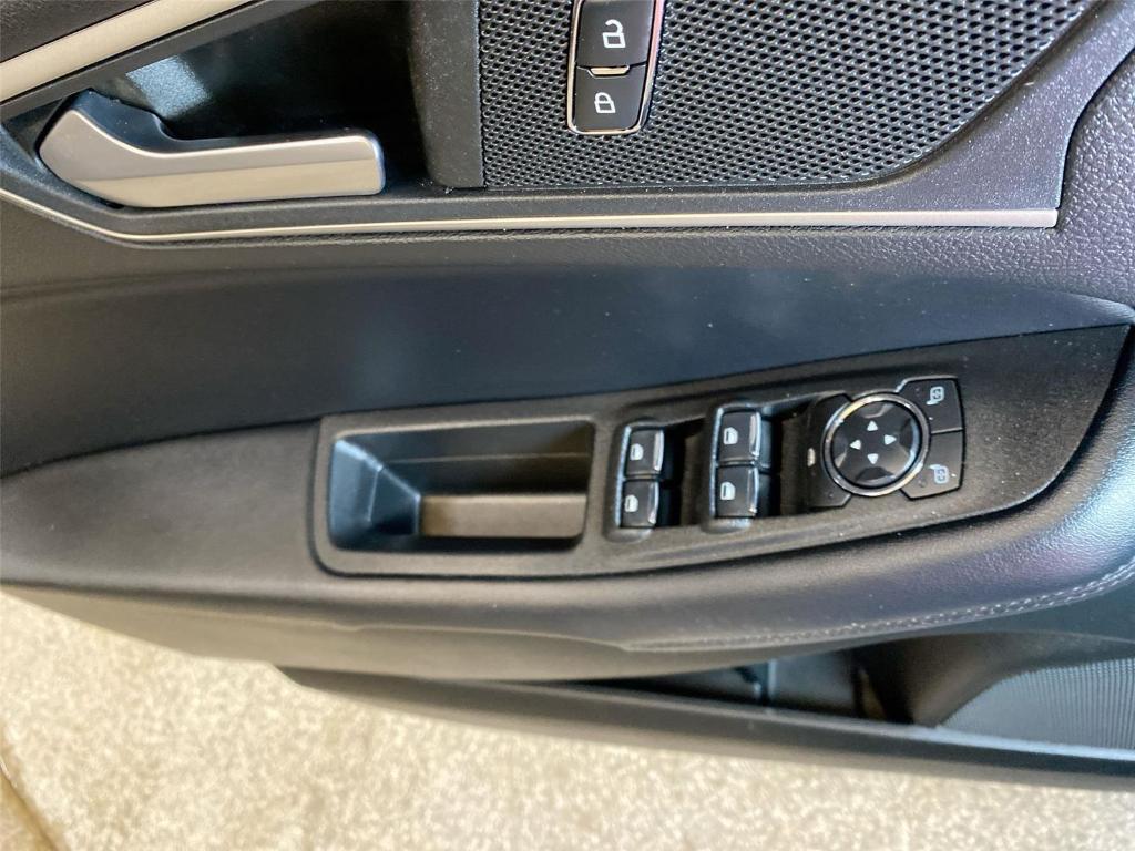 used 2022 Ford Edge car, priced at $21,748