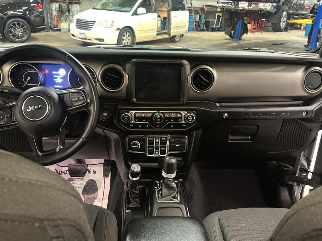 used 2021 Jeep Wrangler Unlimited car, priced at $32,999