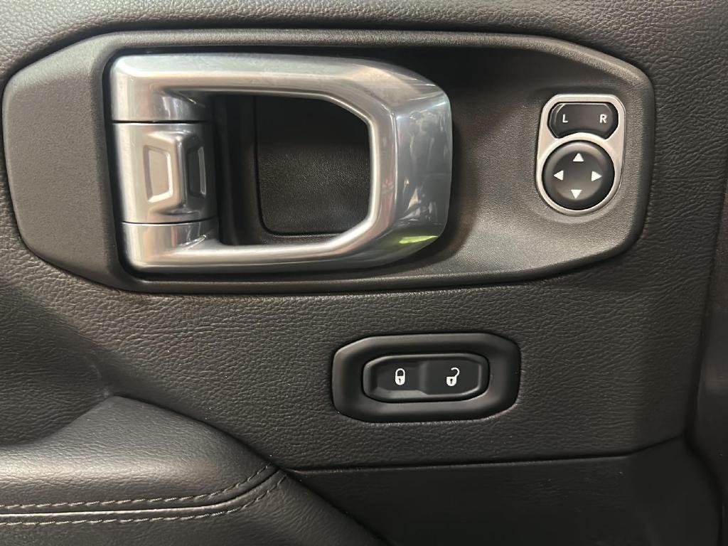 used 2021 Jeep Wrangler Unlimited car, priced at $35,499