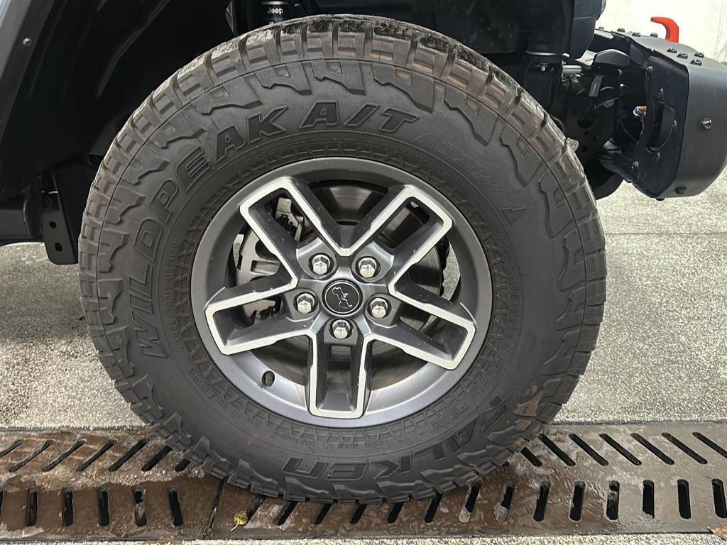 used 2024 Jeep Gladiator car, priced at $44,499