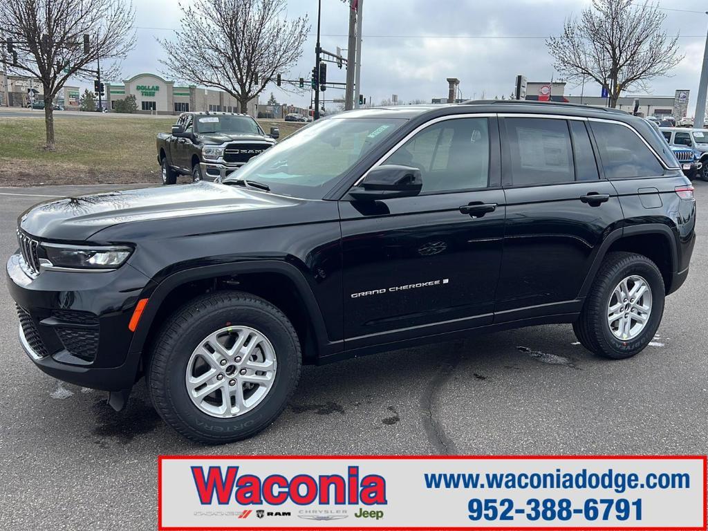 new 2025 Jeep Grand Cherokee car, priced at $36,989