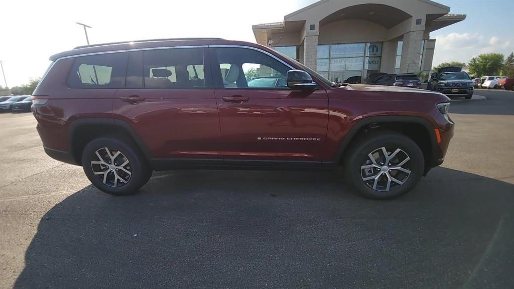 new 2024 Jeep Grand Cherokee L car, priced at $46,792