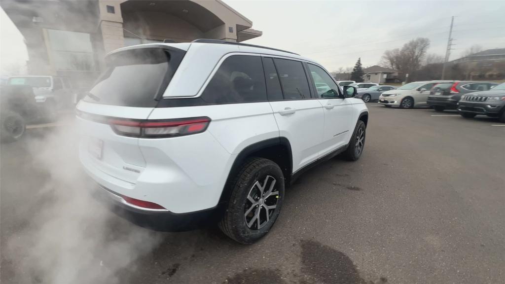 new 2025 Jeep Grand Cherokee car, priced at $46,866