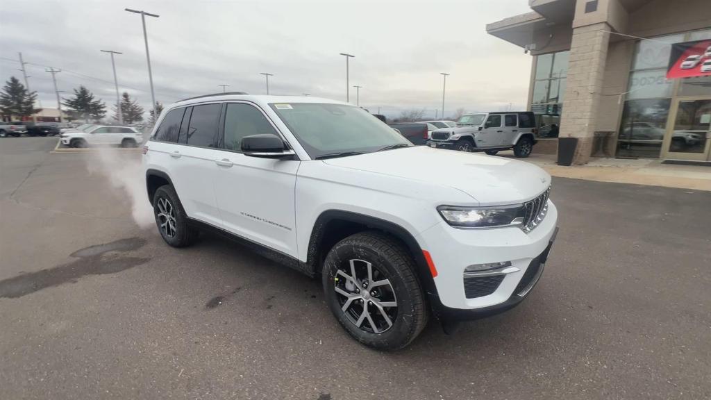 new 2025 Jeep Grand Cherokee car, priced at $46,866