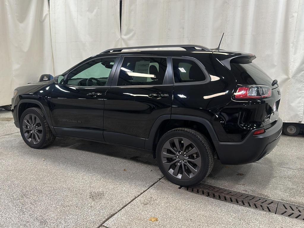 used 2021 Jeep Cherokee car, priced at $24,999