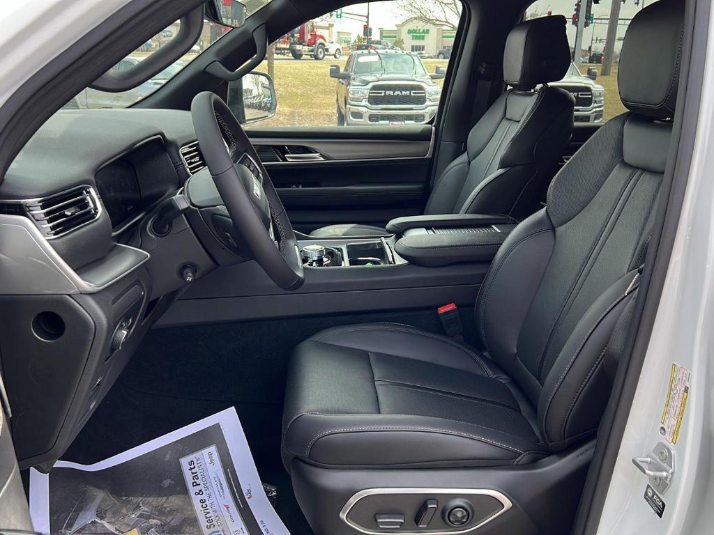 new 2025 Jeep Wagoneer car, priced at $76,080