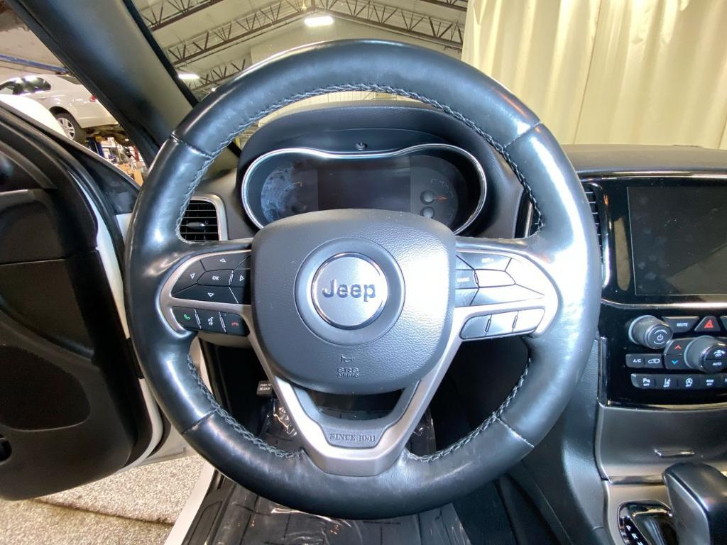 used 2020 Jeep Grand Cherokee car, priced at $30,299