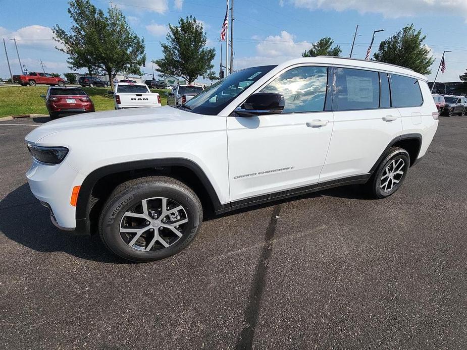 new 2024 Jeep Grand Cherokee L car, priced at $43,903